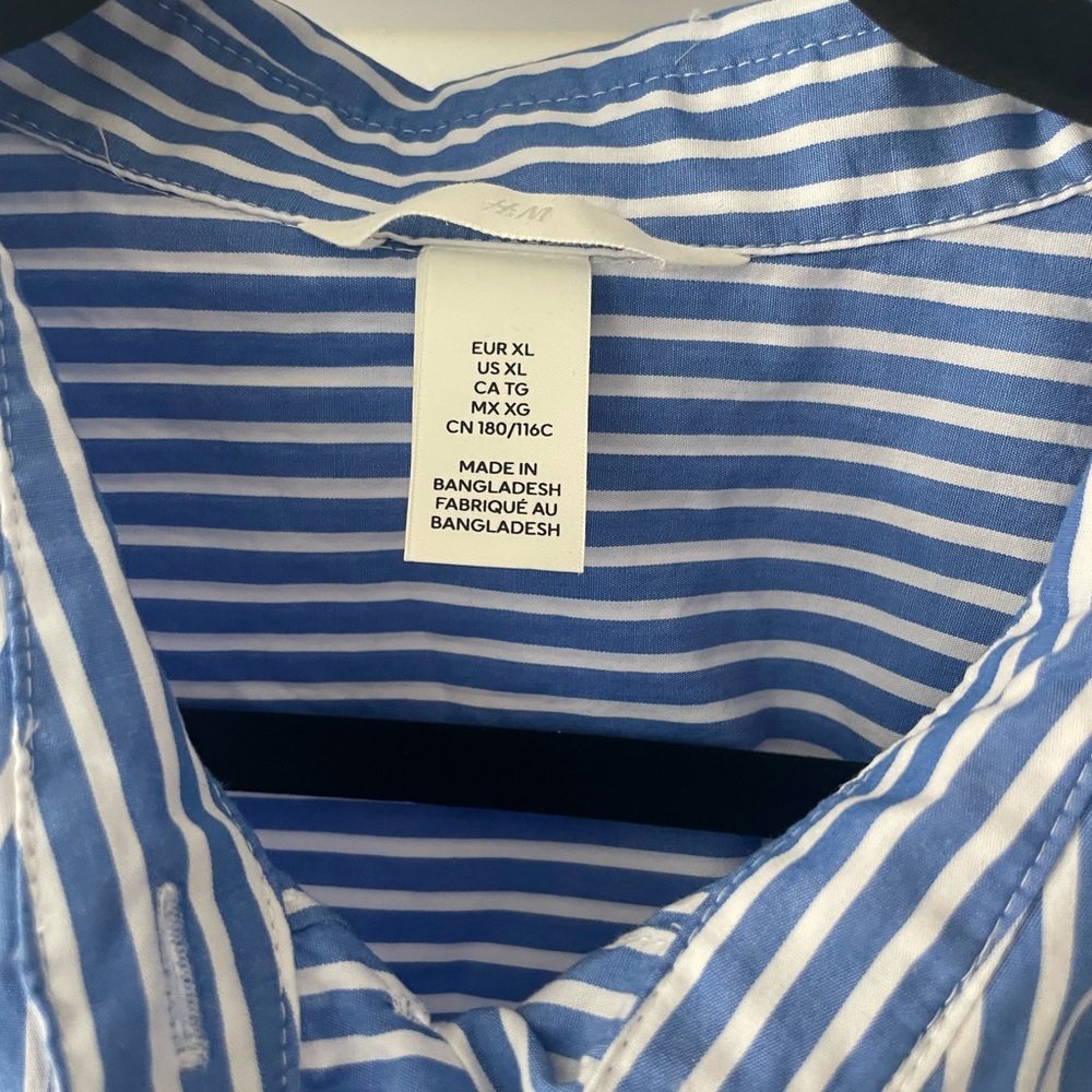 🫡 H&M Blue and White Striped Button Up Shirt 💙 - Picture 2 of 6